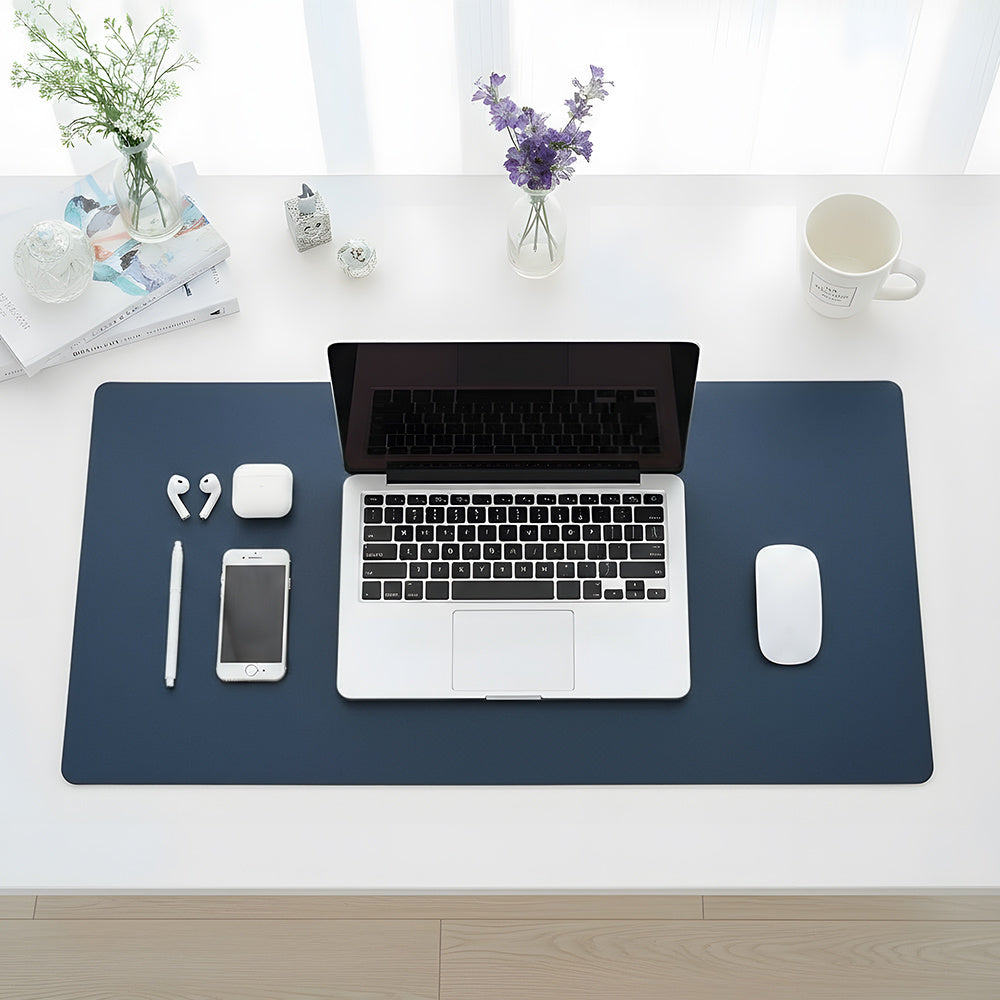 Desk Pad XL — Anti-Slip Desk Mat 120 × 60 cm